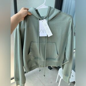 NWT Zara cropped Hoodie in Mint Green